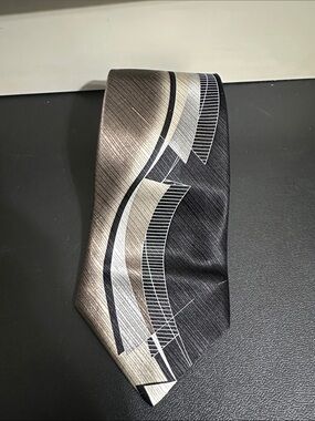 Van Heusen Black and Silver Geometric Pattern Tie